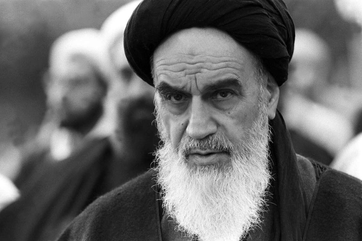 مروری بر اندیشه‌های اقتصادی امام خمینی(ره) و نقش قیام ۱۵ خرداد در پیروزی انقلاب