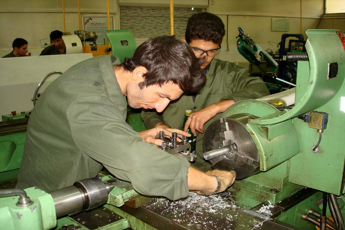 ۸۰ درصد کارآموزان فنی ‌و حرفه‌ای زنجان فارغ‌التحصیلان دانشگاهی هستند