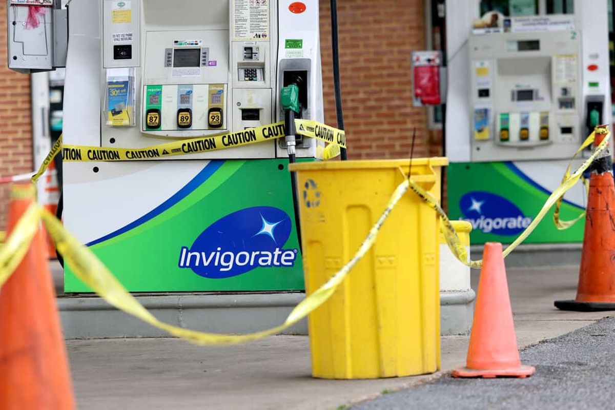 ادامه تعطیلی پمپ بنزین ها در آمریکا
