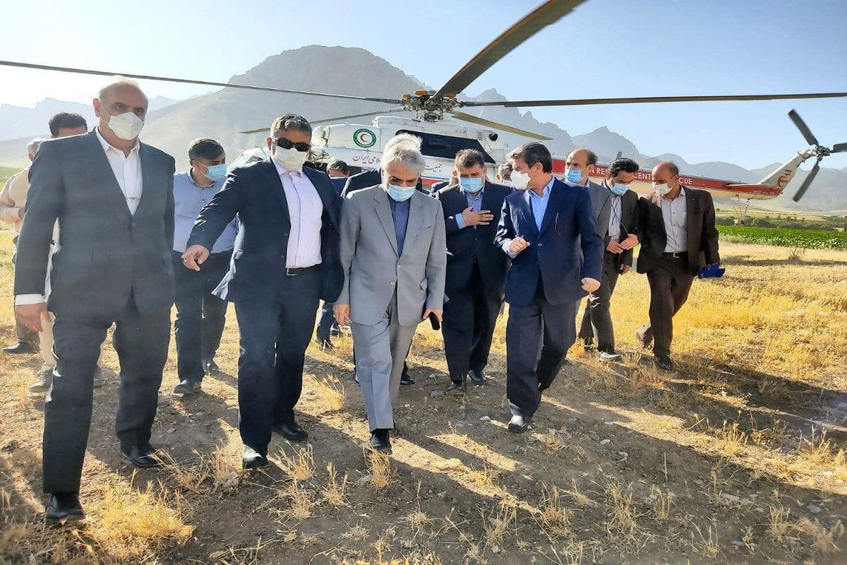 بازدید معاون رئیس جمهور و رئیس سازمان برنامه و بودجه کشور از آخرین روند احداث تونل انتقال آب به دریاچه ارومیه
