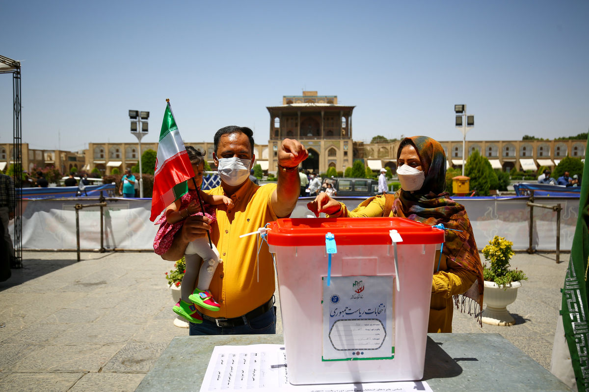 میزان مشارکت مردم اصفهان در انتخابات ۴۴ درصد بود