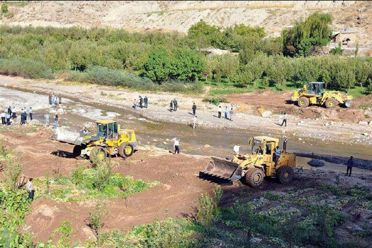 ۶۱ هکتار از اراضی بستر رودخانه های استان قزوین آزادسازی شد
