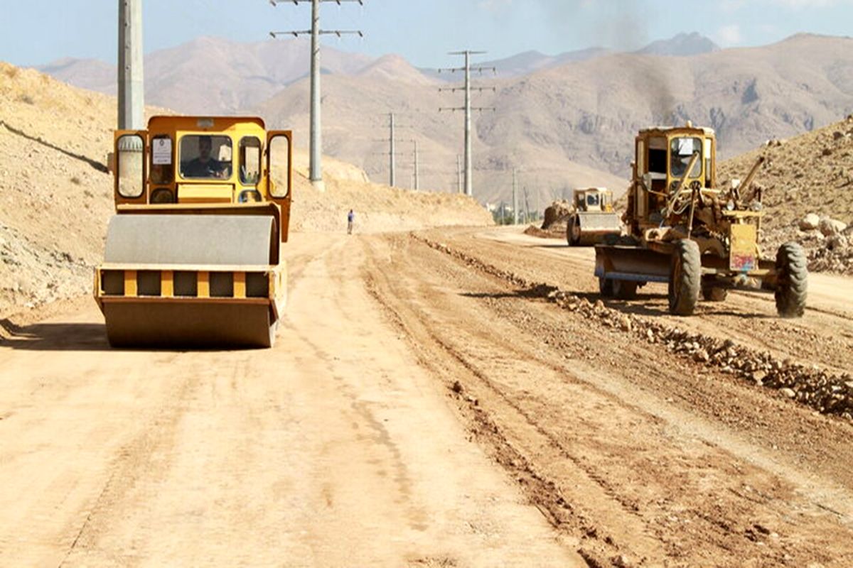 ساخت ۱۳۵ کیلومتر بزرگراه و راه اصلی در سیستان و بلوچستان
