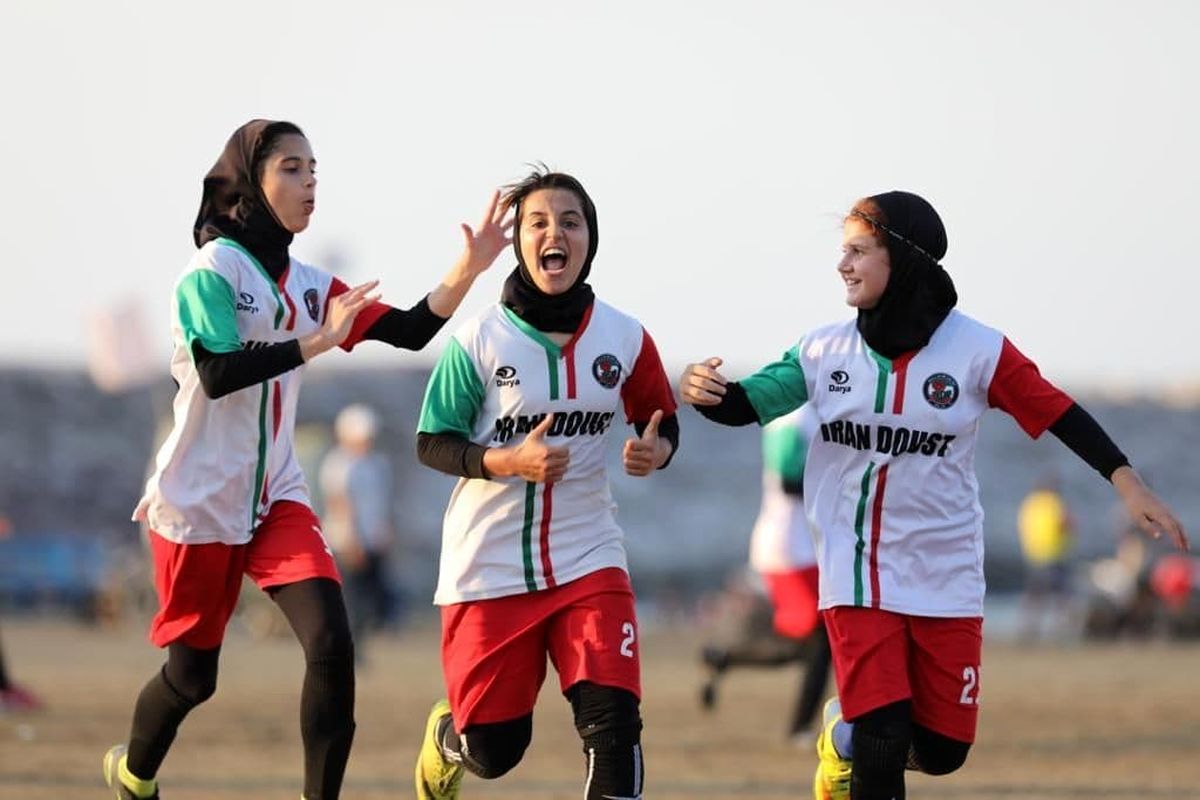 دعوت دو فوتبالیست گیلانی به اردوی تیم ملی