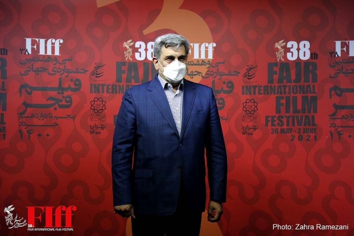 شهردار تهران از سی‌وهشتمین جشنواره جهانی فیلم فجر بازدید کرد