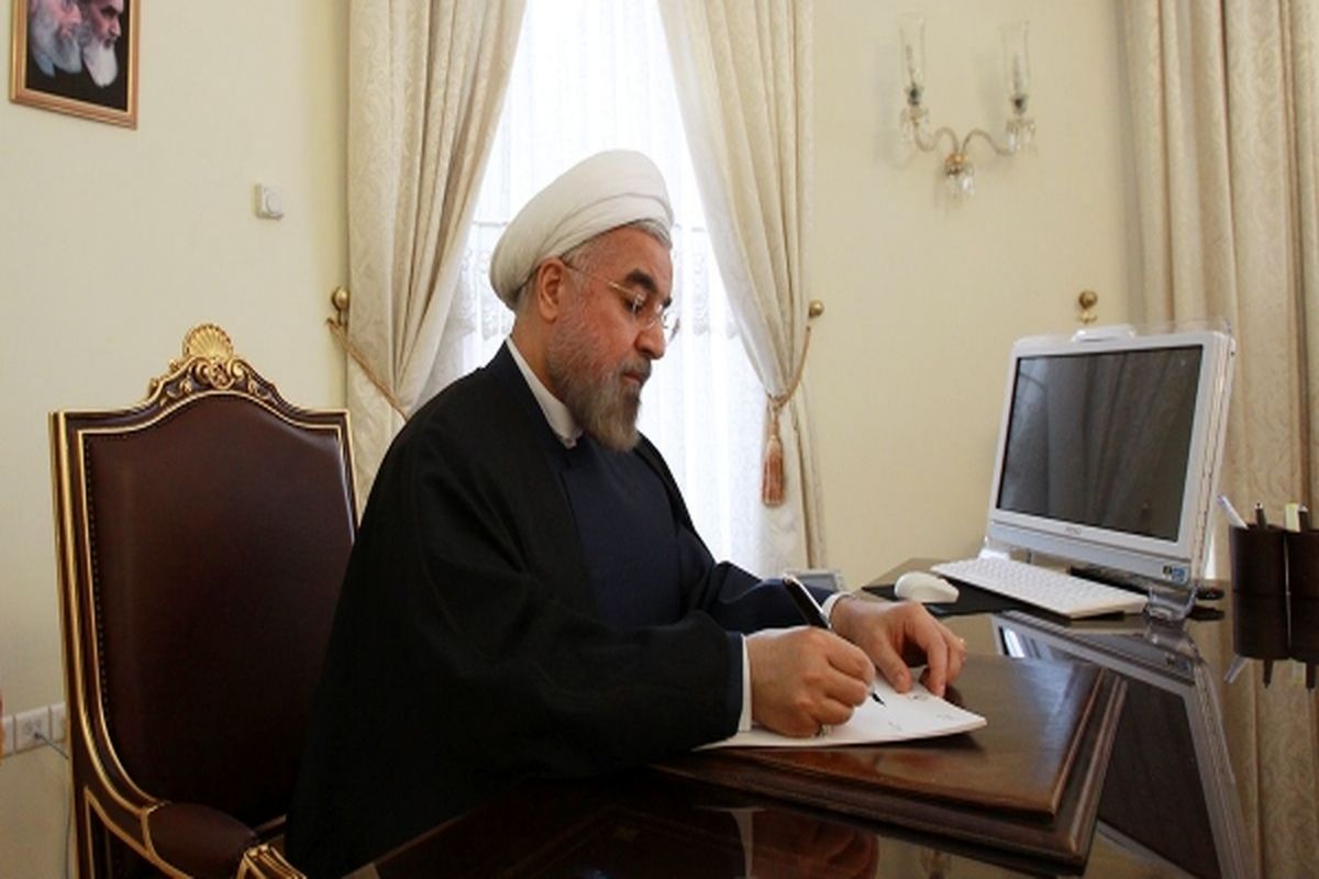روحانی درگذشت مادر شهیدان موسوی را تسلیت گفت