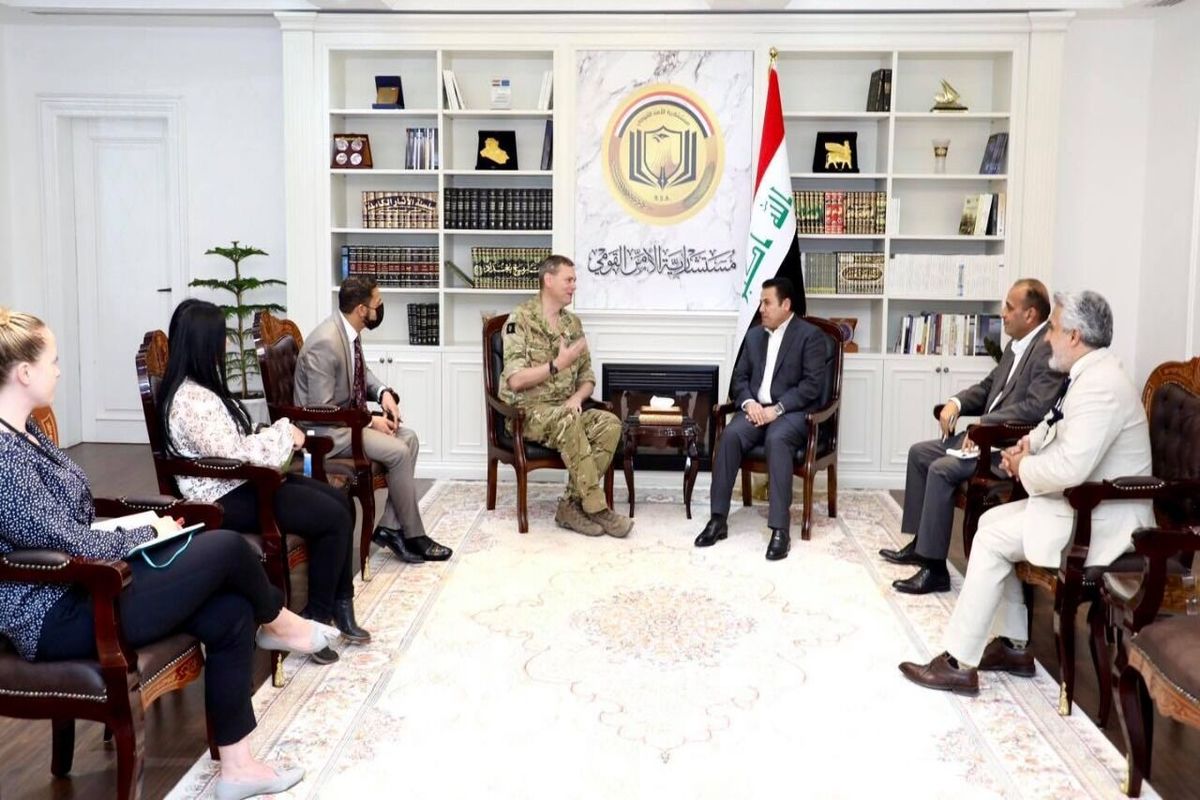 فرمانده آمریکایی با مشاور امنیتی ملی عراق دیدار کرد