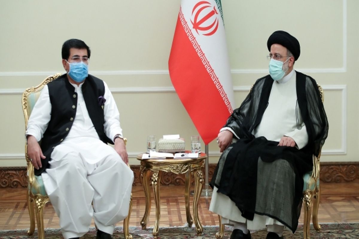 ایران و پاکستان پیوندی ناگسستنی دارند/ سرنوشت افغانستان باید به صورت صلح آمیز، بدست خود افغانی‌ها تعیین شود