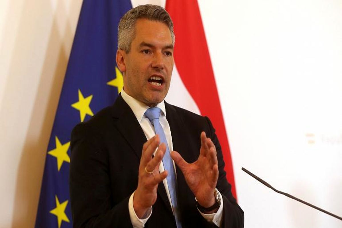 اتریش به سیاست اخراج افغان‌ها ادامه می‌دهد