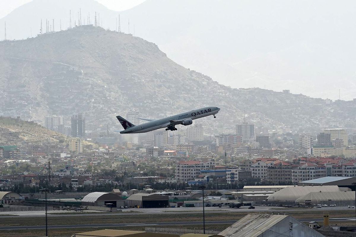 فرودگاه کابل در درستان آمریکا