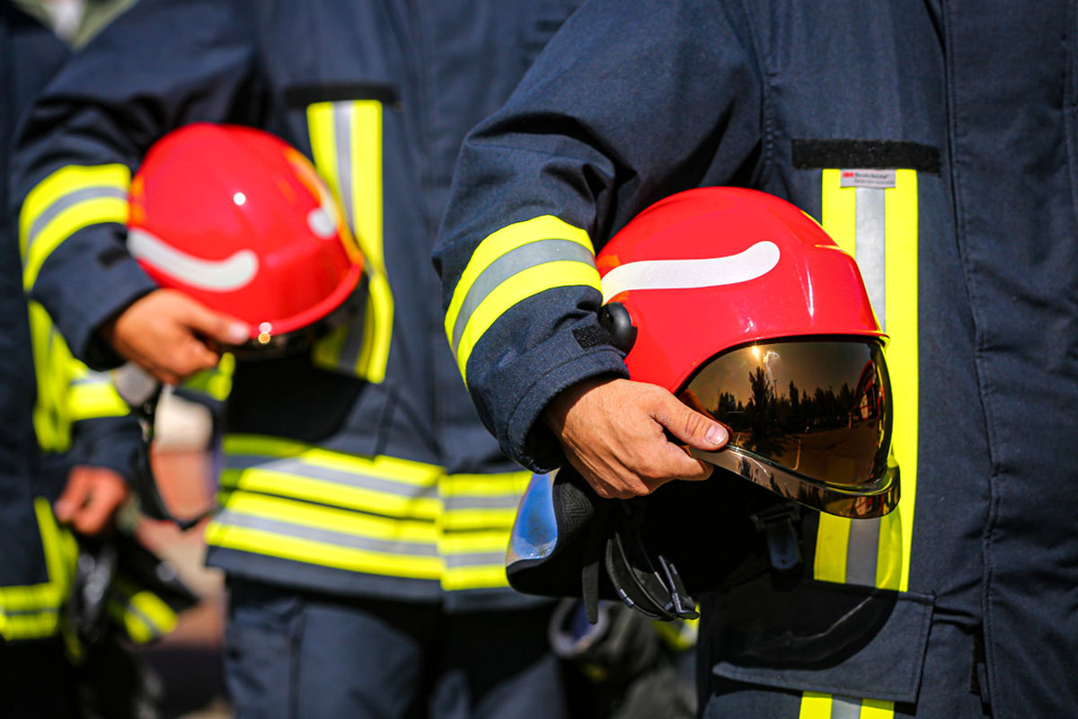 آتش سوزی مهیب در یک حسینیه/ ۴ نجات یافتند