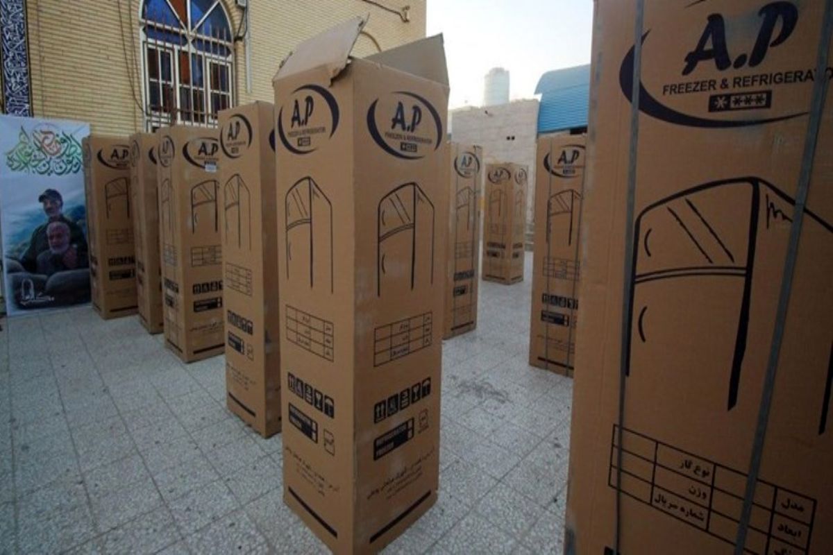 اهدای ۱۳۷ دستگاه کولر و یخچال به نیازمندان سیریک