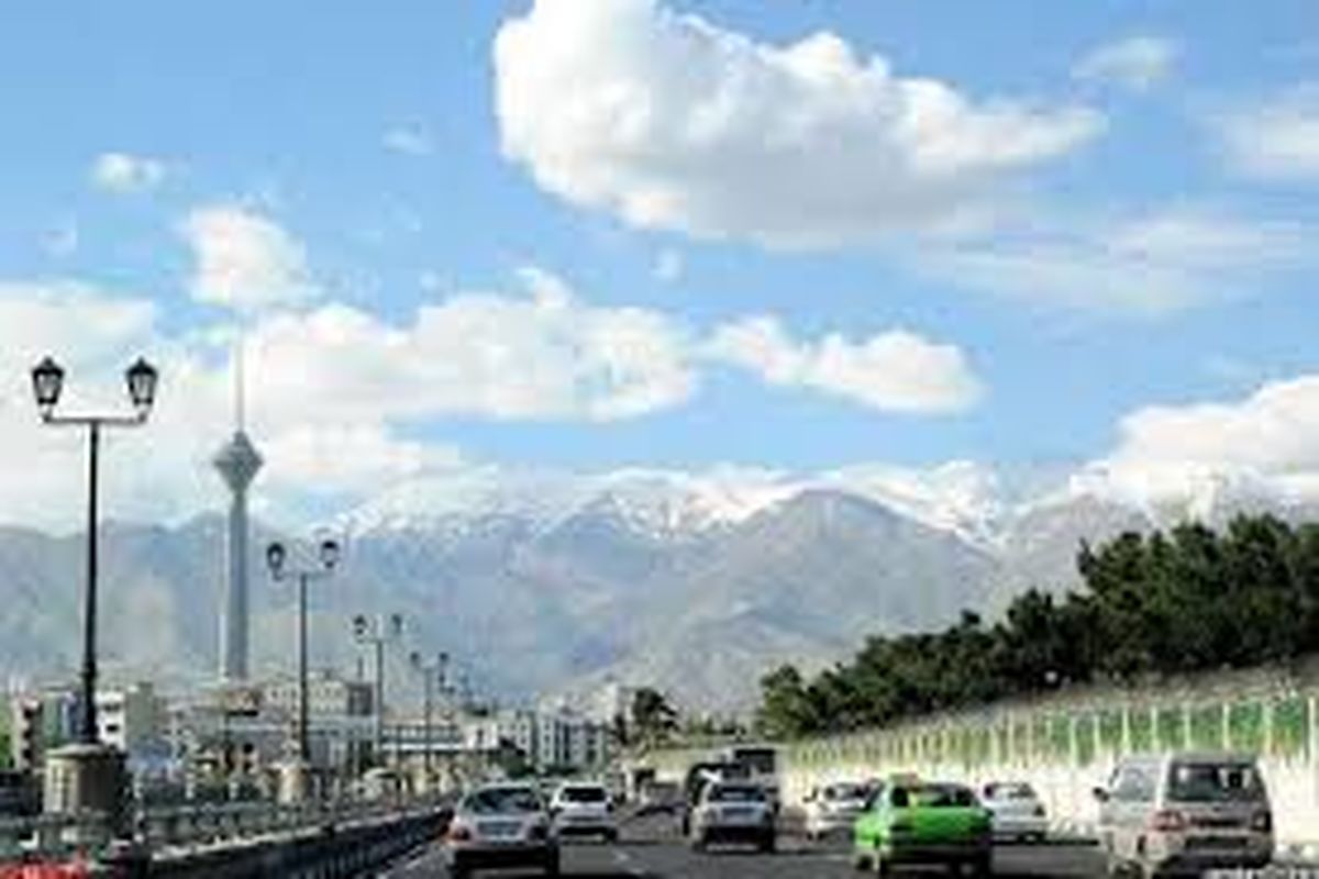 هوای تهران در وضعیت قابل قبول در ۱۹ شهریور ماه