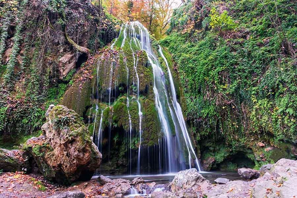 تنها آبشار خزه ای ایران + عکس