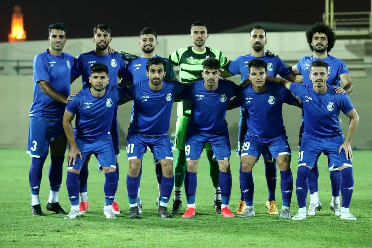 استقلال آبی می‌پوشد، الهلال سفید