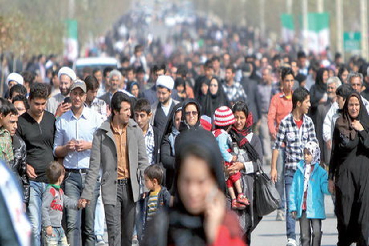 لزوم به کارگیری ظرفیت  ٢۵ میلیون جوان ایرانی/ استفاده  از ایده های جوانان در حوزه دفاعی