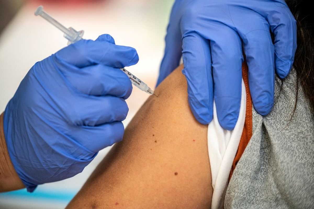 هشدار بیل گیتس درباره سرمایه‌گذاری واکسن کووید۱۹