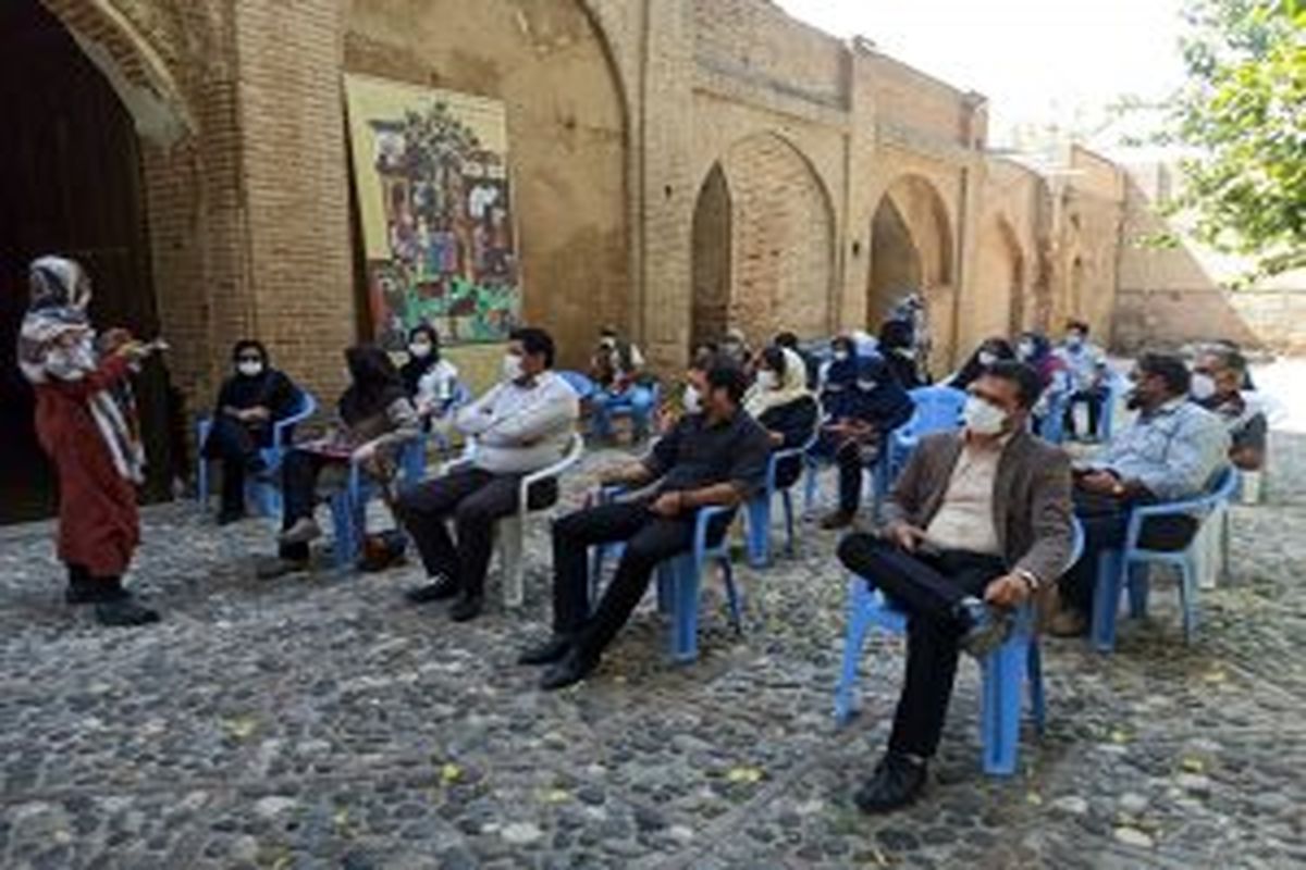 نخستین انجمن حرفه‌ای راهنمایان گردشگری استان قزوین تشکیل می شود