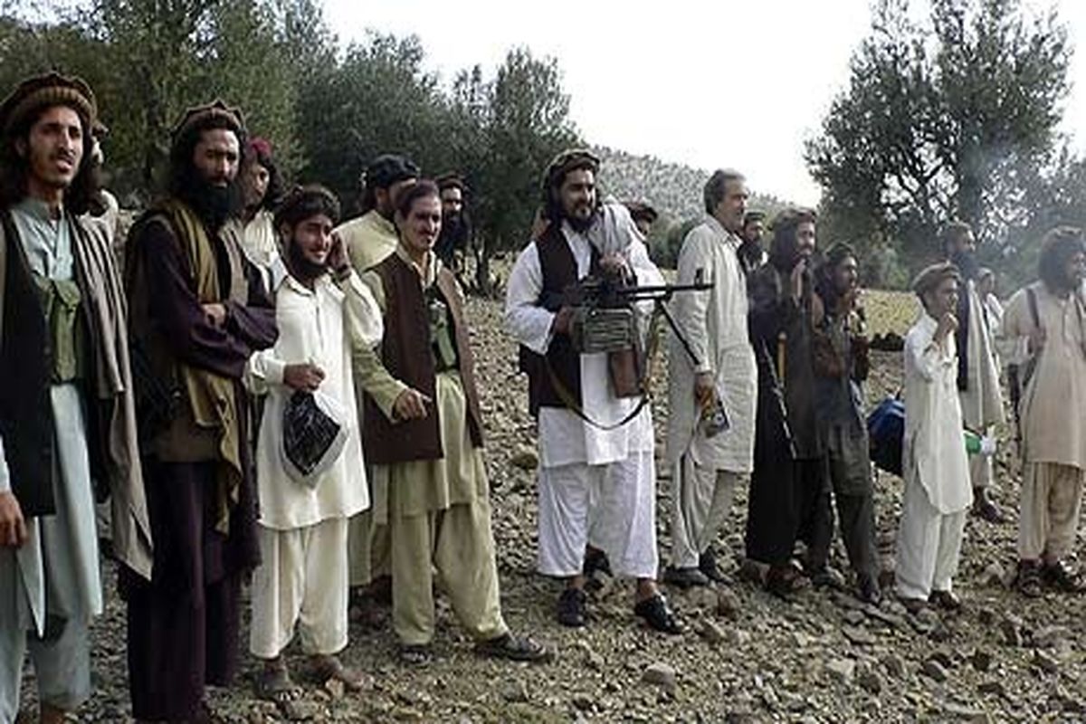 طالبان، داعش را تهدید کرد/ مجاهد: جلوی او را خواهیم گرفت