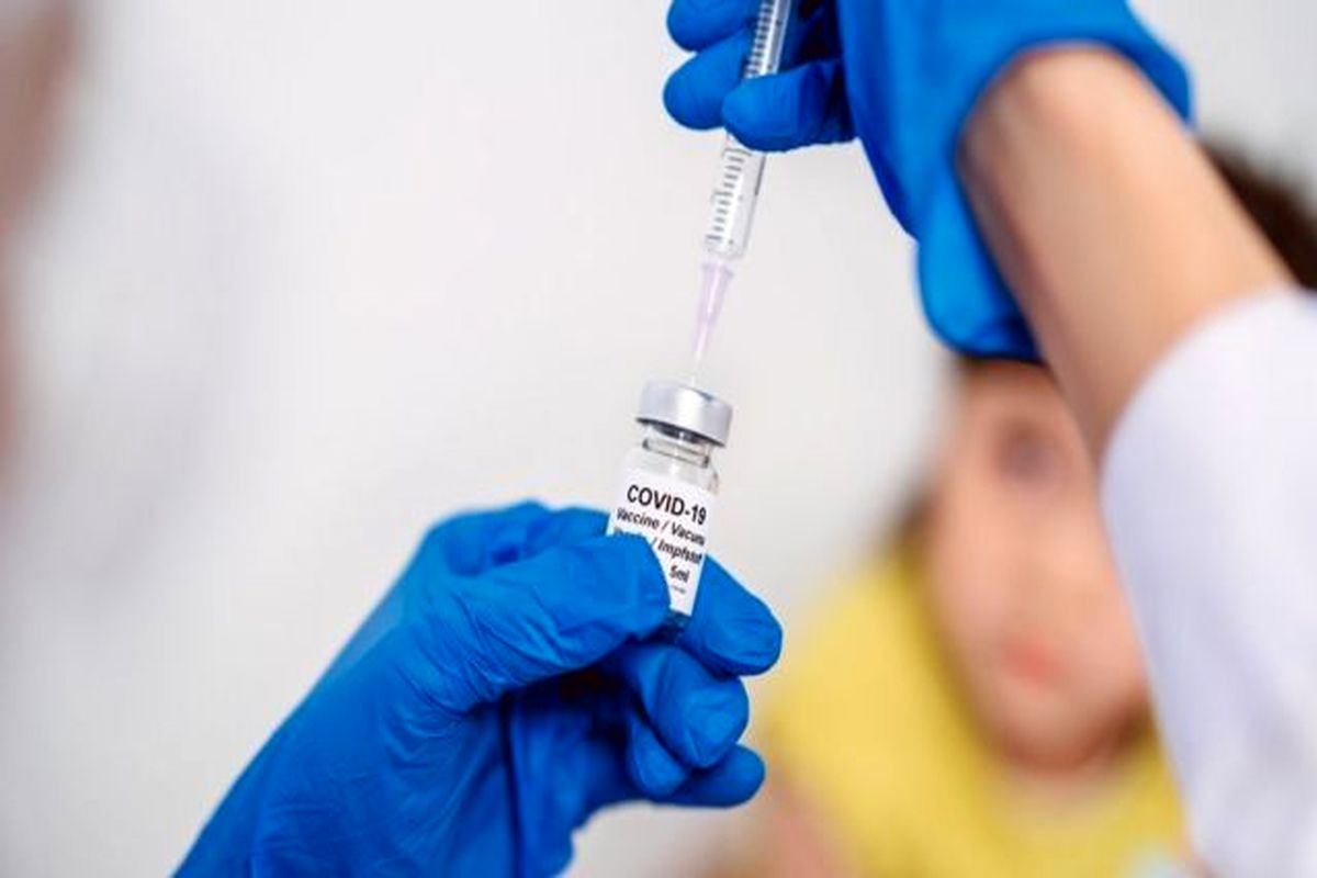 ادارات و سازمانها مردم را به واکسیناسیون تشویق کنند