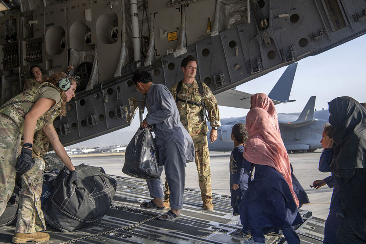 مقامات آمریکا در کابل اسامی اتباع آمریکایی را به طالبان داده اند