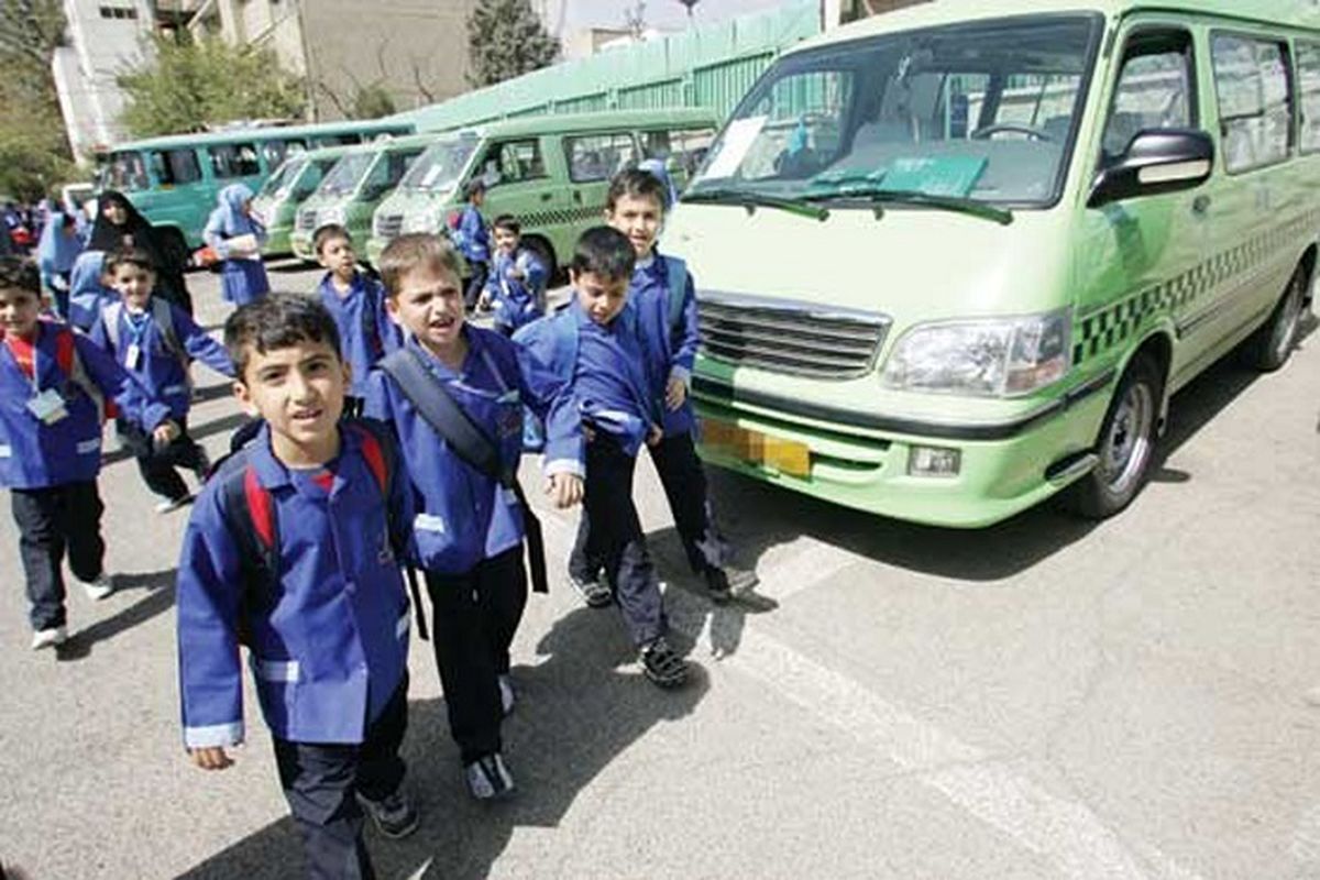 رانندگان سرویس مدارس هم واکسینه می‌شود