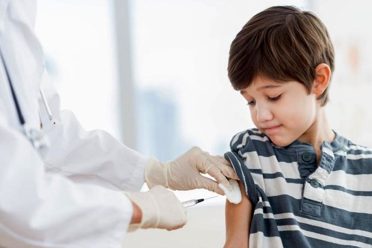 واکسیناسیون دانش آموزان ۱۵ سال به بالا در کهگیلویه و بویراحمد آغاز شد/ ورود ۶۲ هزار دُز واکسن به استان