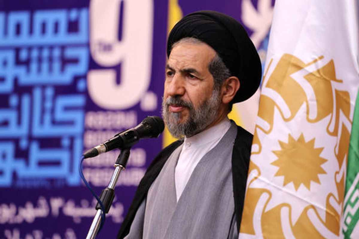 دعوت امام جمعه موقت شهر تهران از مردم برای شرکت در یازدهمین جشنواره کتابخوانی رضوی