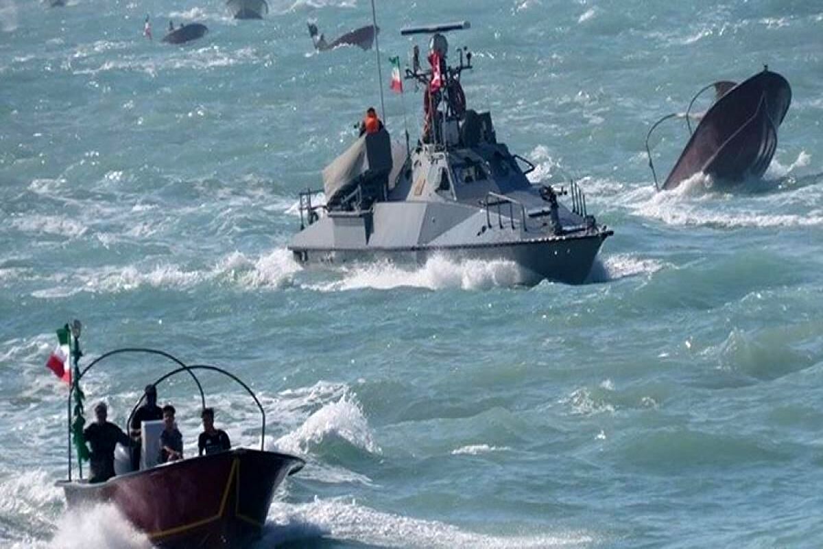 توضیحات پنتاگون درباره برخورد قایق‌های ایران و آمریکا