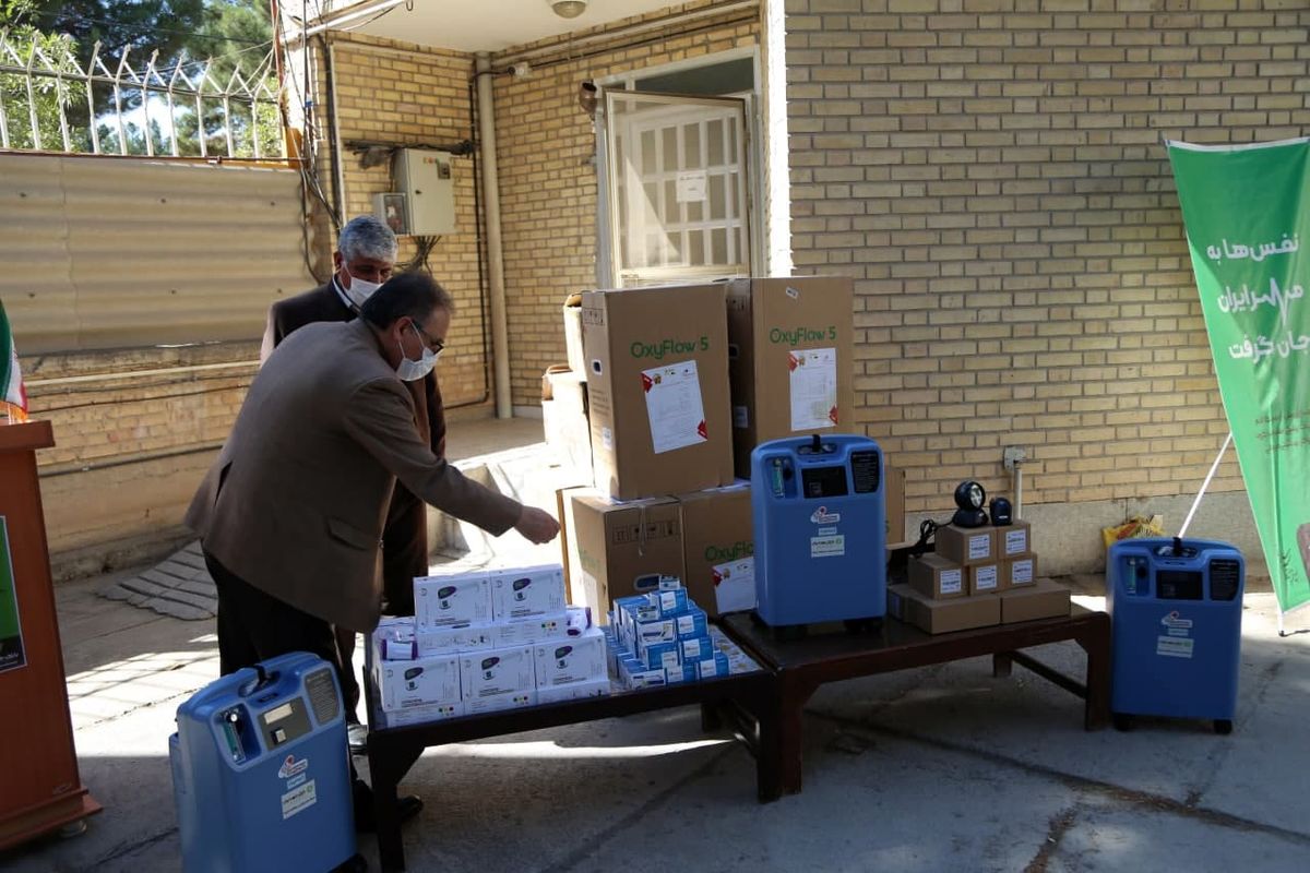 اهدای ۱۱۸ قلم تجهیزات پزشکی به دانشگاه علوم  پزشکی خراسان شمالی