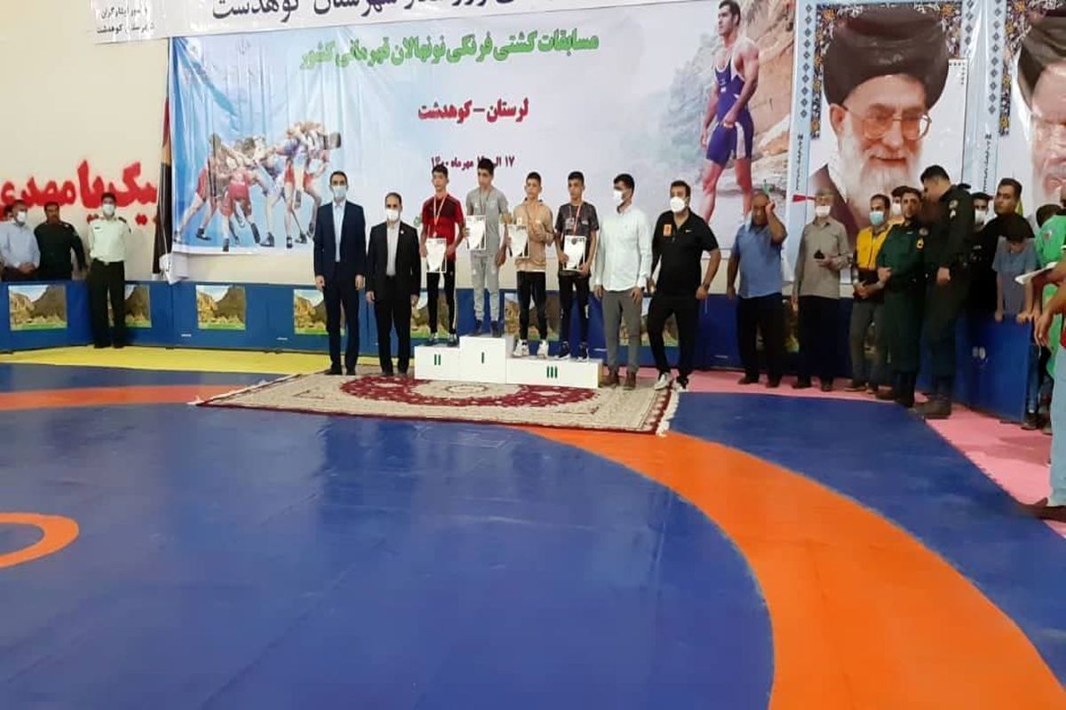 قهرمانی خوزستان در مسابقات کشتی فرنگی نونهالان کشور