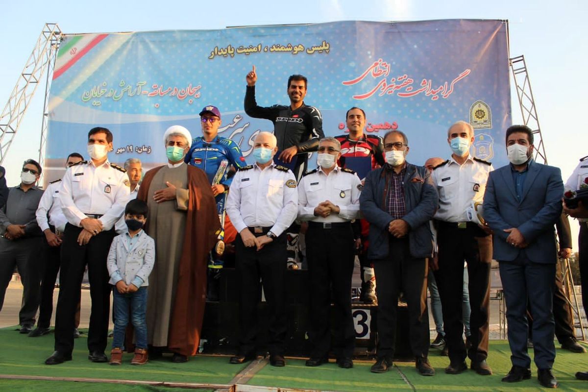 برگزاری مسابقه موتورسواری گرامیداشت هفته نیروی انتظامی