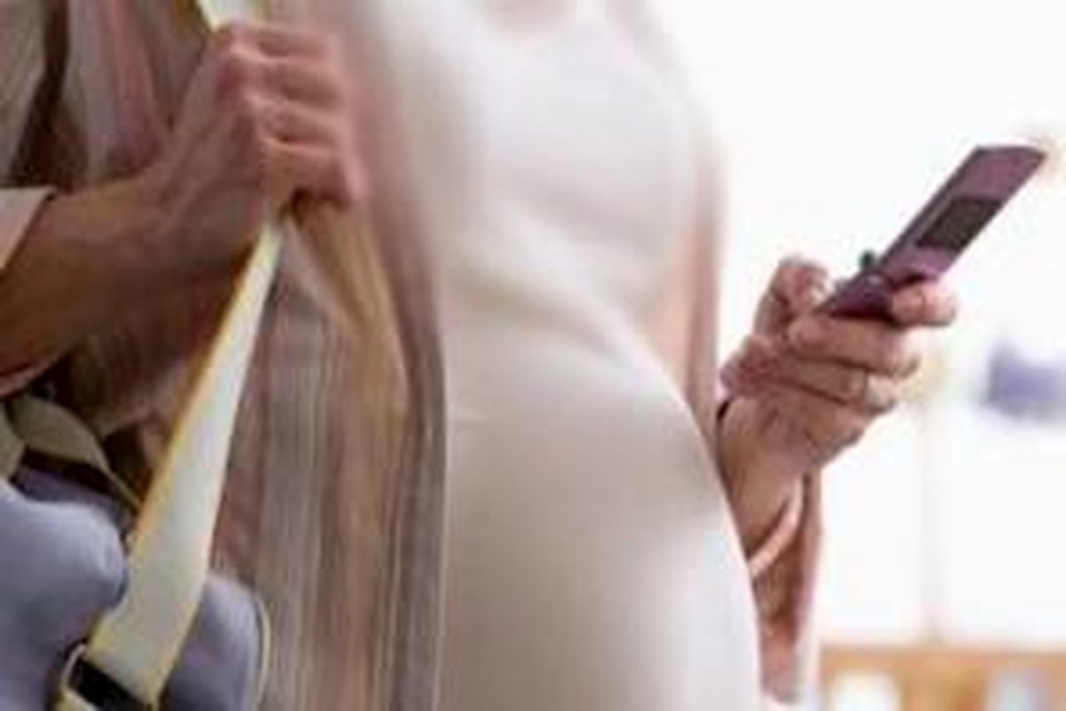 آیا واقعا عوارض واکسن کرونا برای مادران باردار خطرناکتر است یا کووید۱۹؟