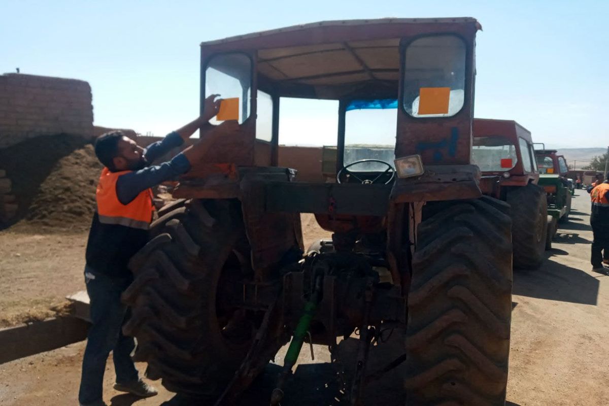 اجرای طرح ارتقاء ایمنی راکبان موتورسیکلت، ادوات کشاورزی و وانت بار در روستای شکریازی شهرستان سلماس