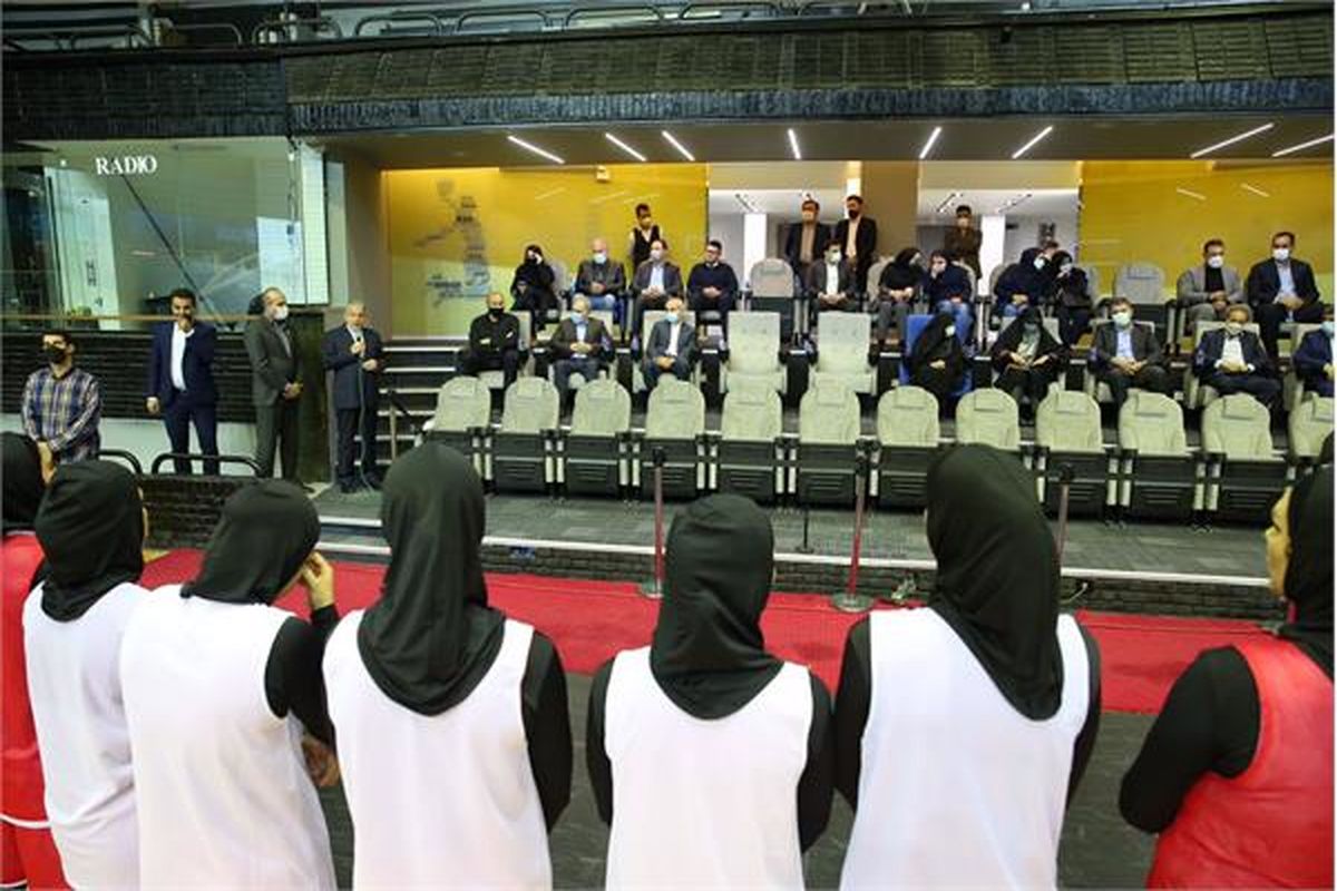 صالحی امیری از اردوی تیم‌ ملی بسکتبال بانوان بازدید کرد