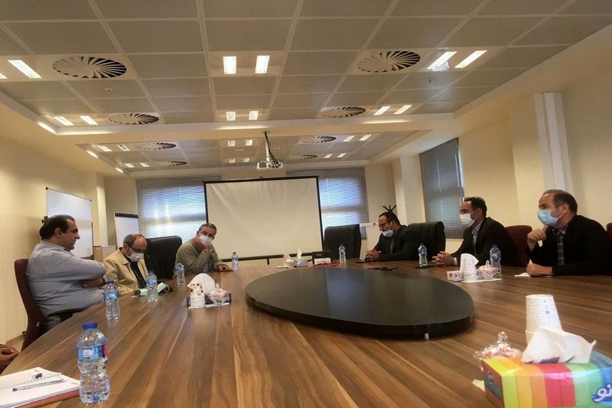 بازدید سرپرست تعاون،کار و رفاه اجتماعی زنجان از شرکت تولیدی پارس حیات