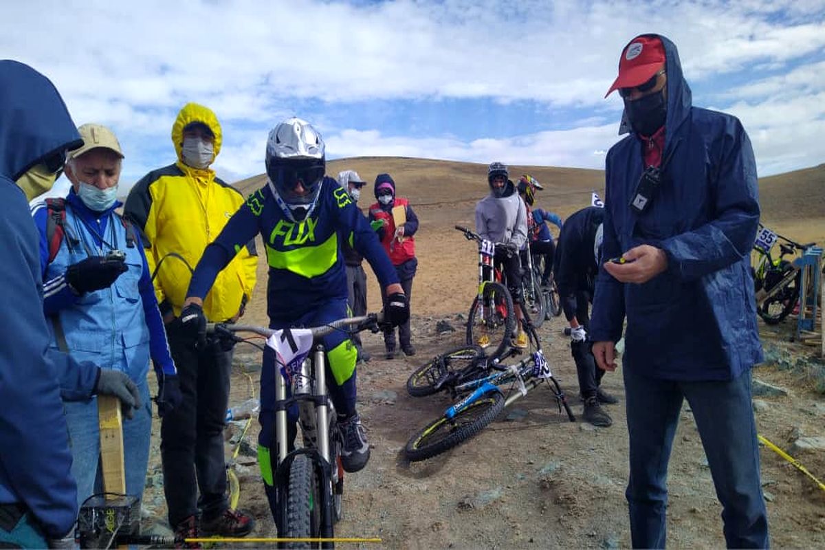 مسابقات دوچرخه سواری کوهستان در قزوین برترین های خود را شناخت