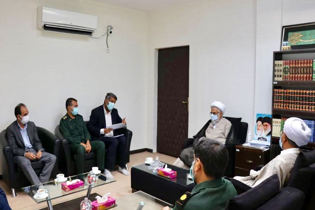 ضرورت ایجاد شبکه تولید کالا توسط بسیج / موانع فعالیت فروشگاه های منصف در هرمزگان برطرف شود