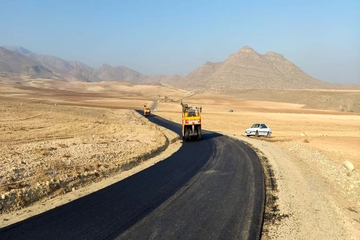 آسفالت ۱۰۵ کیلومتر راه روستایی آذربایجان غربی