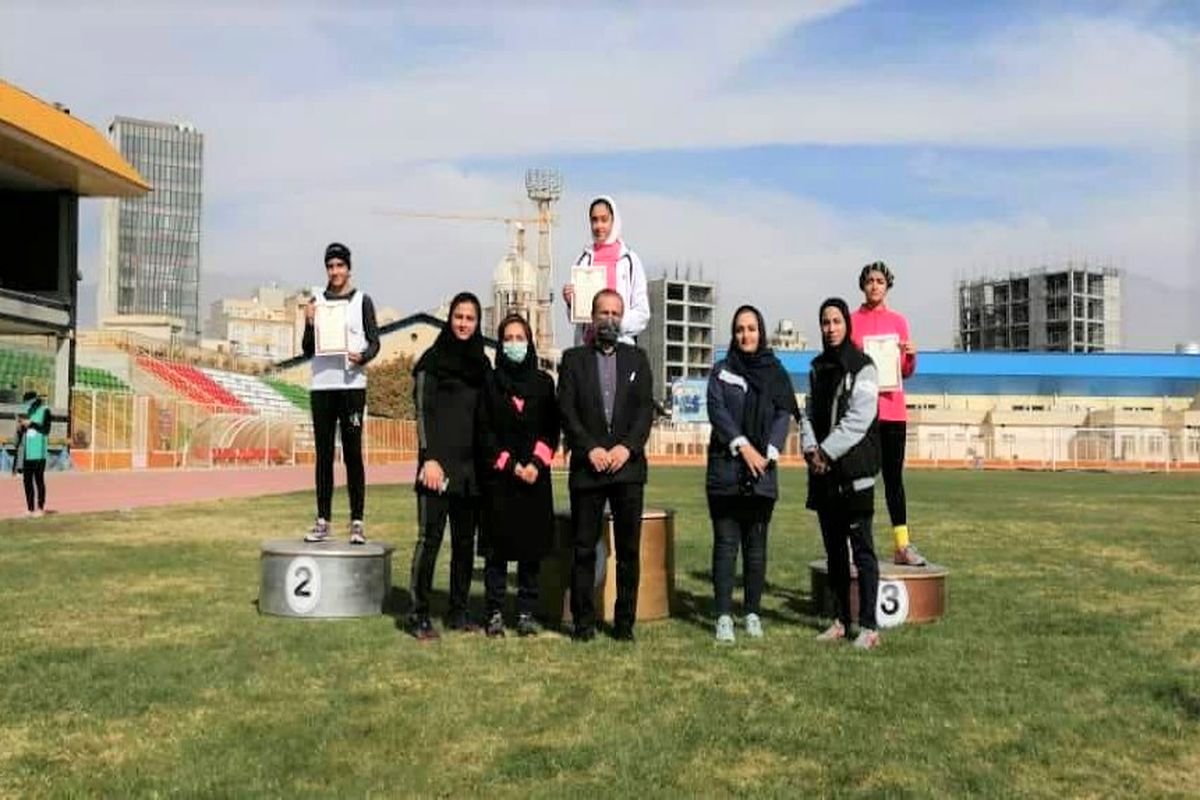 درخشش بانوان دو و میدانی کار کردستانی در رقابت های قهرمانی منطقه ۴ کشور