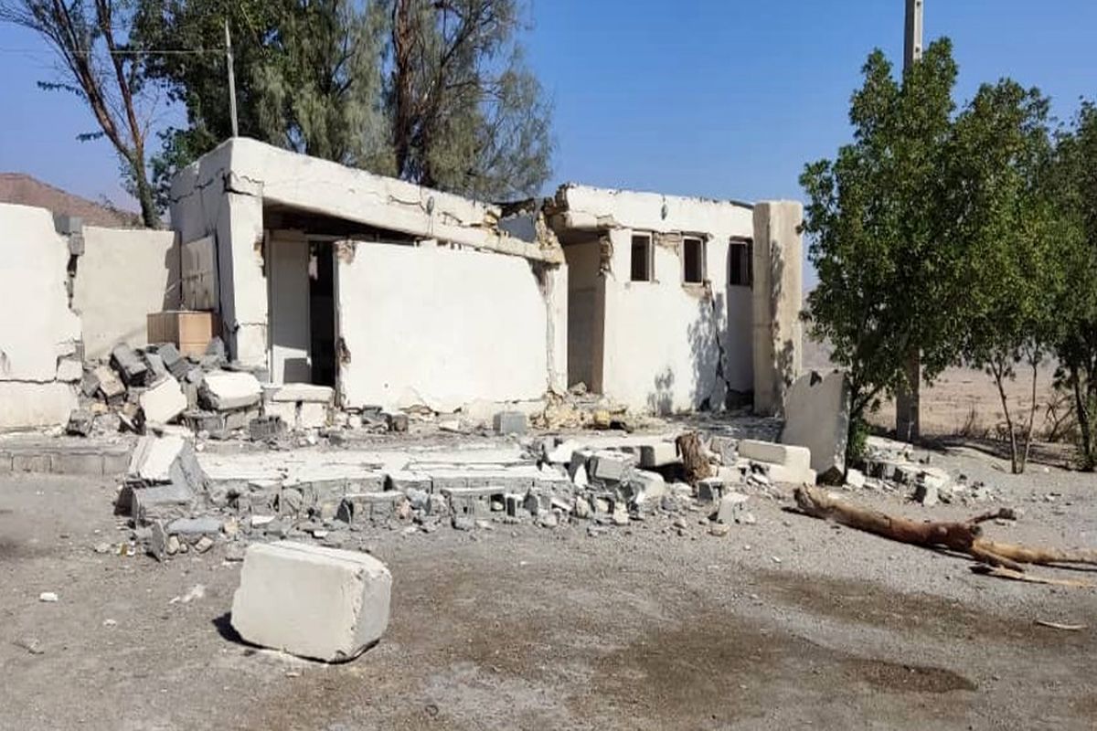 خسارت ۶۰ میلیارد ریالی زلزله فین به یک رستوران بین‌راهی