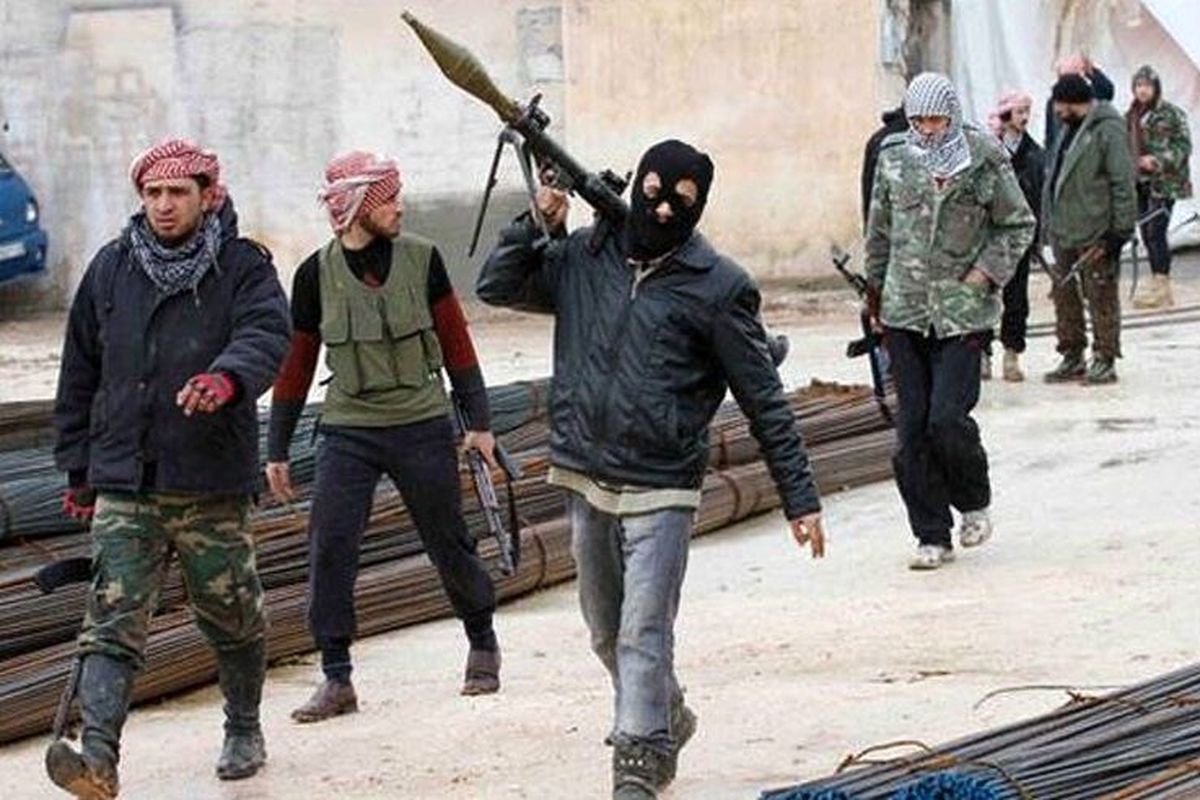 اختلاف میان تروریست‌ها/ رهبر گروه جنود الشام اخراج شد