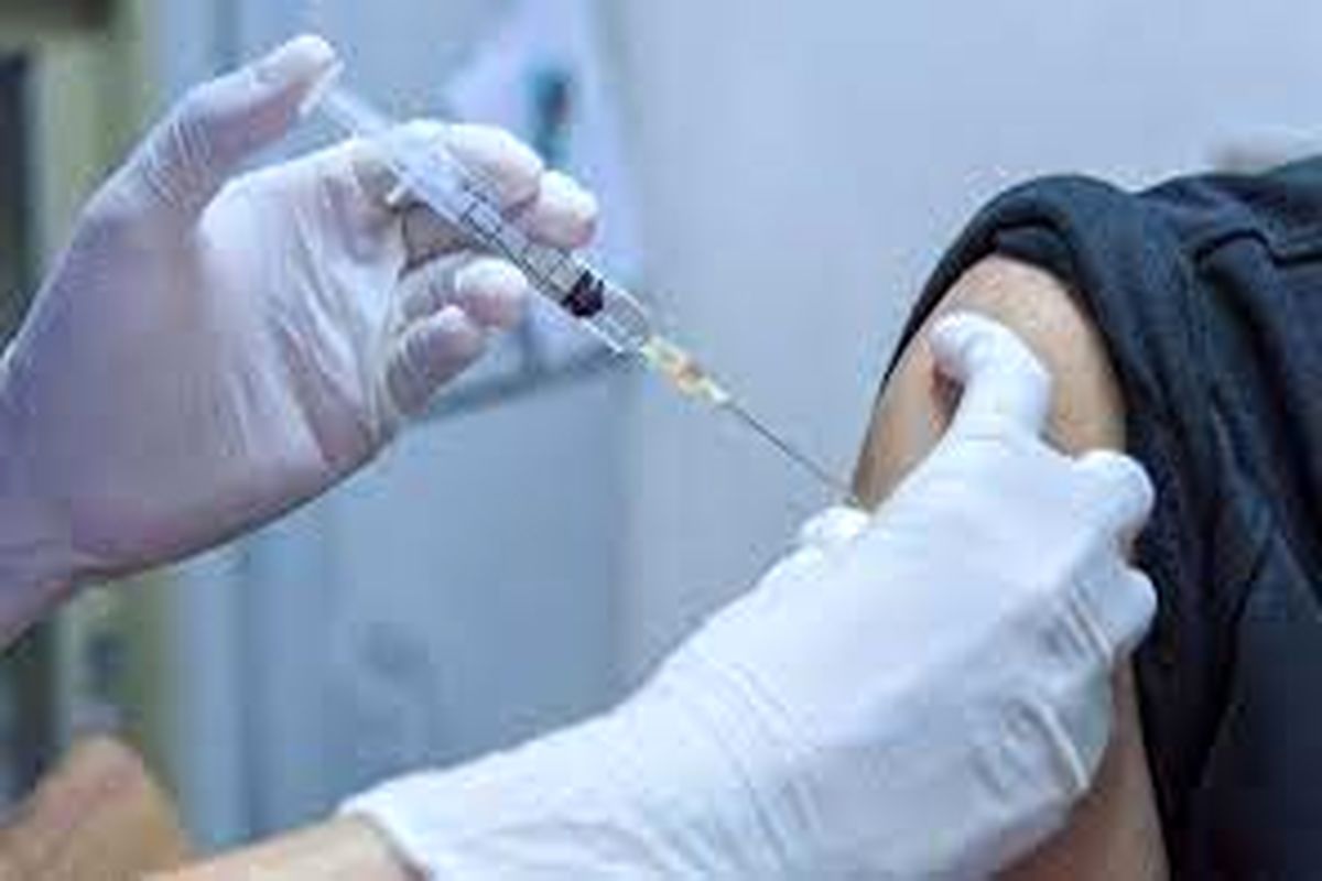 واکسیناسیون ۵۳ درصدی مردم استان مرکزی در برابر کرونا