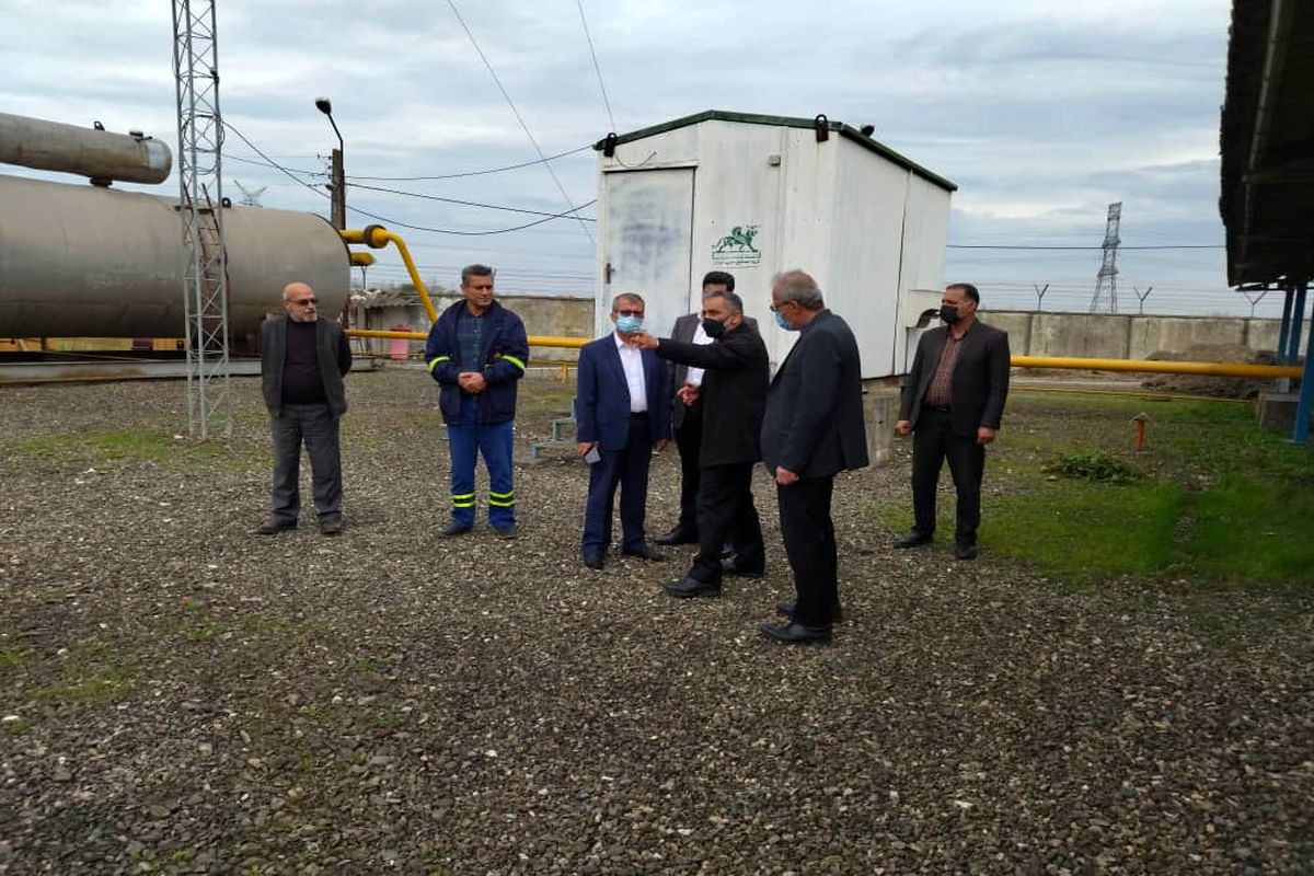 بازدید فرماندار لاهیجان از پیشرفت پروژه افزایش ظرفیت ایستگاه تقلیل فشار گاز شهرستان