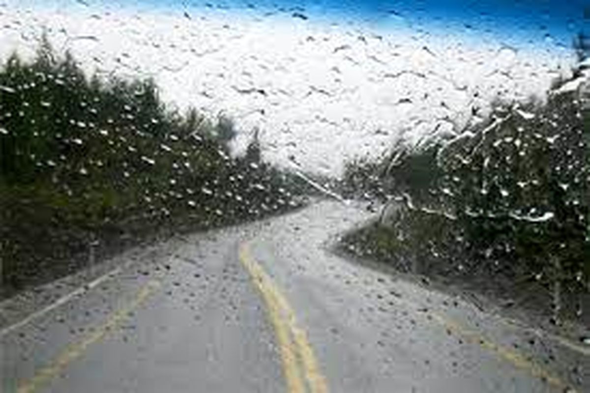 جاده‌های مازندران بارانی است