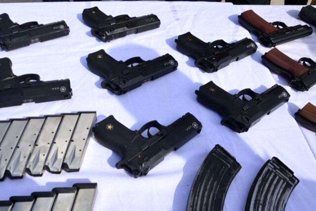 باند قاچاق سلاح و مهمات شهرستان‌ حمیدیه متلاشی شد