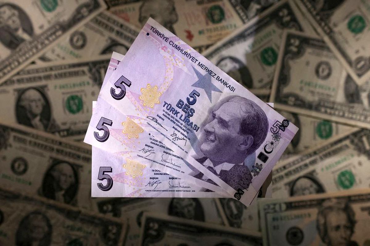 ارزش لیر ترکیه به کمترین میزان خود در برابر دلار رسید