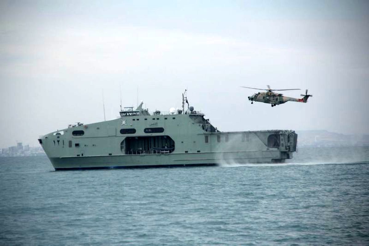 رزمایش نیروهای دریایی ایران و عمان برگزار شد