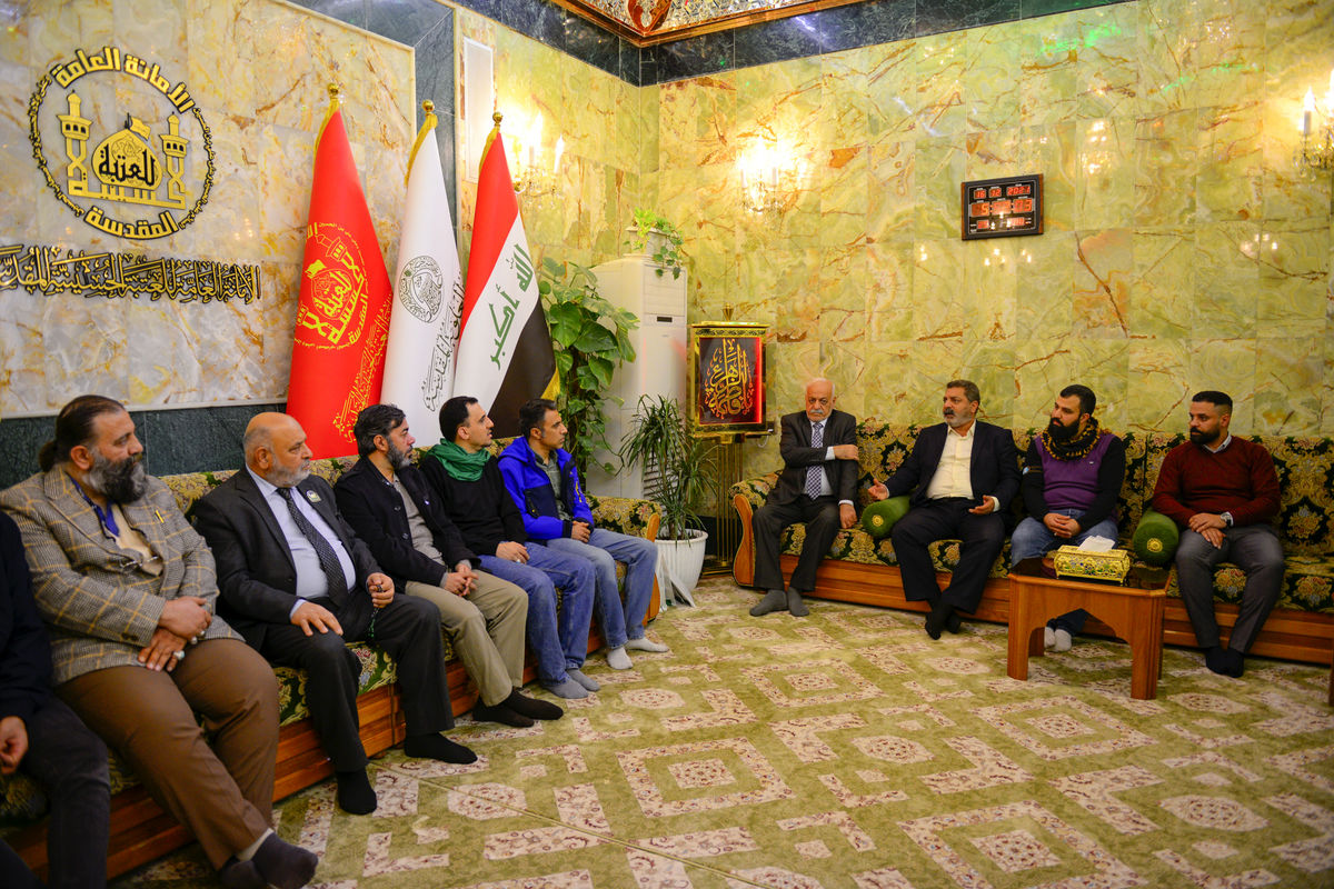 تلاش هنرمندان ایرانی برای خلق آثار فاخر در رویداد ام المقاومه