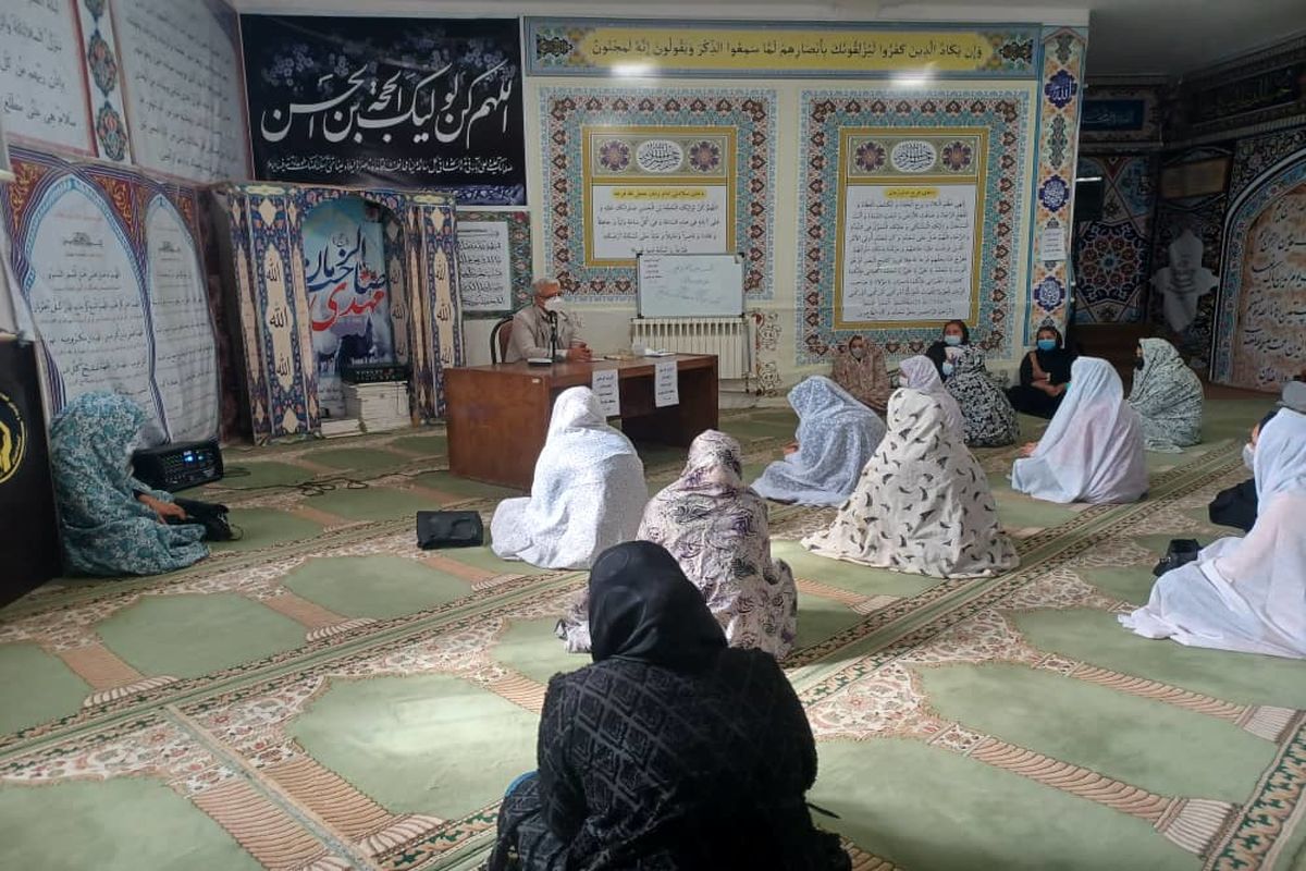 ارائه خدمات مشاوره به هزار مددجوی کمیته امداد منطقه یک یاسوج